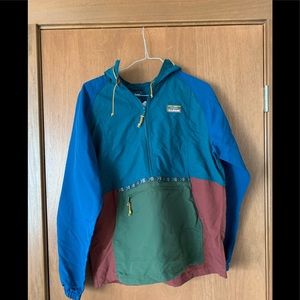 LL bean windbreaker